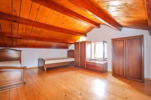 Listing Ad Image
