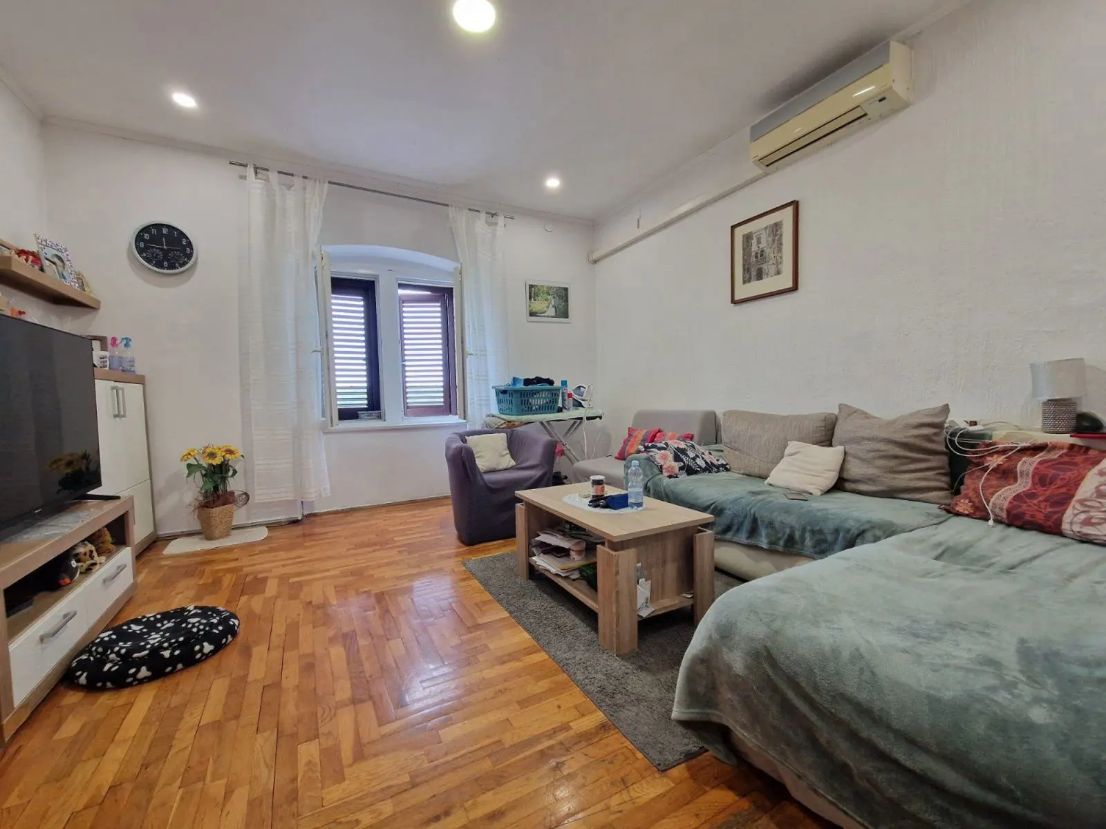 Listing Ad Image