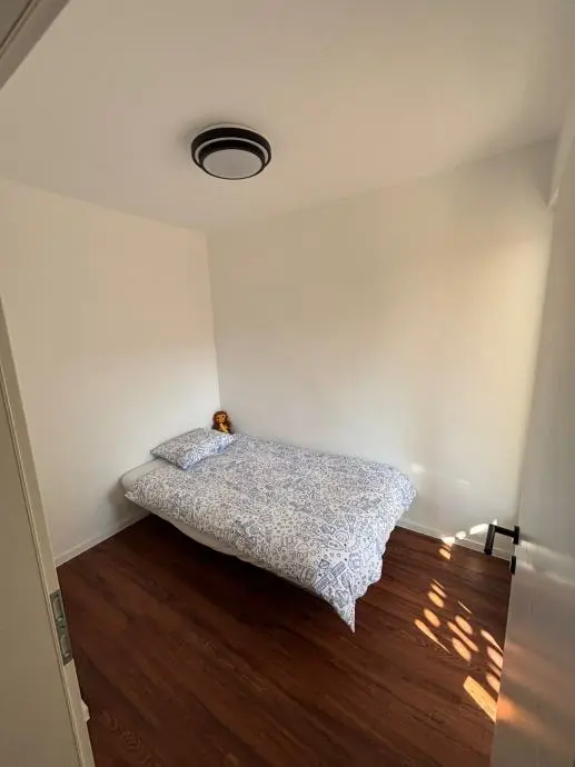Listing Ad Image