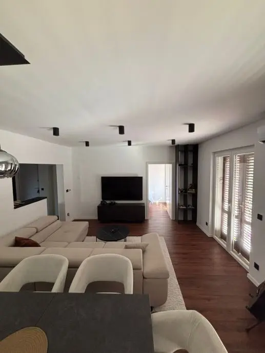 Listing Ad Image