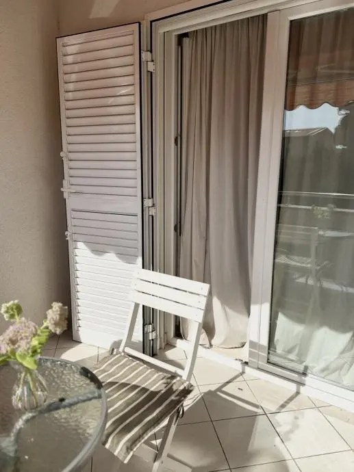 Listing Ad Image