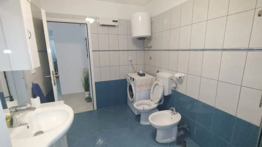 Listing Ad Image