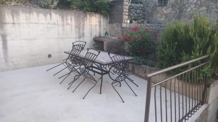 Listing Ad Image