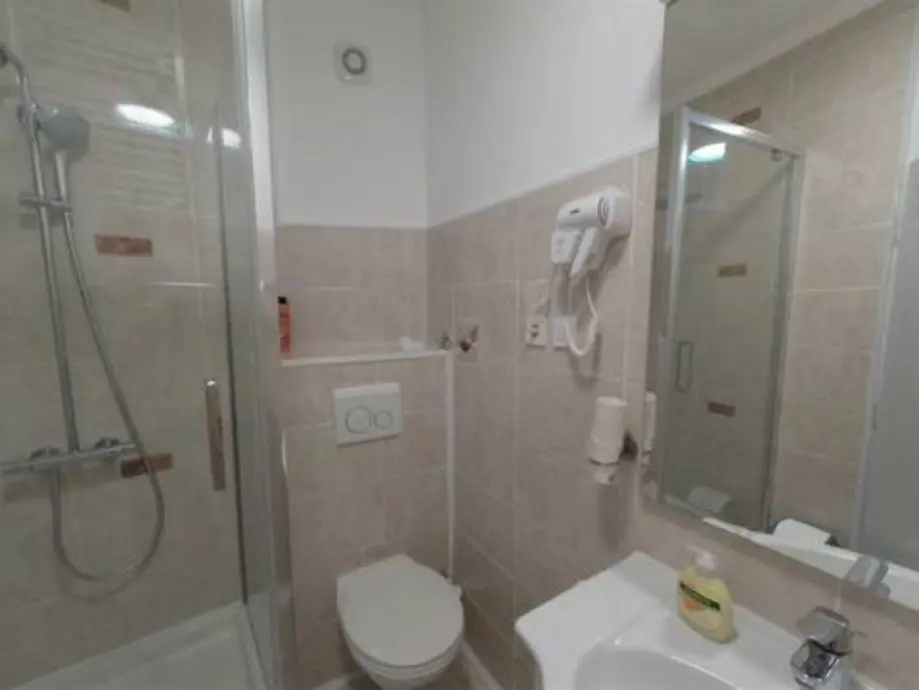 Listing Ad Image