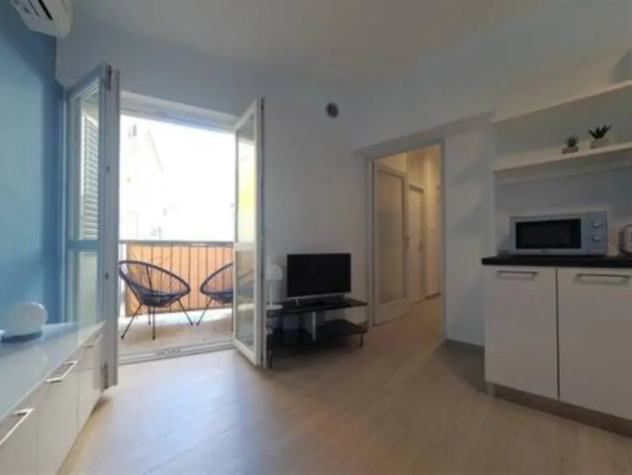 Listing Ad Image