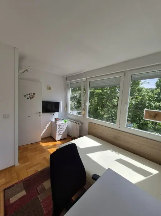 Listing Ad Image