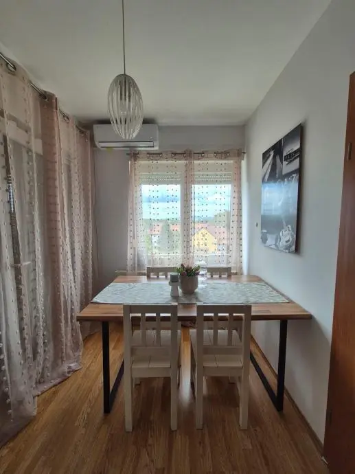 Listing Ad Image