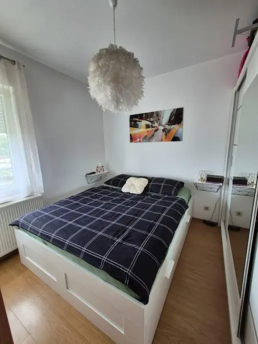 Listing Ad Image