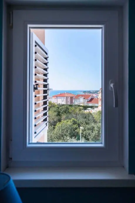 Listing Ad Image