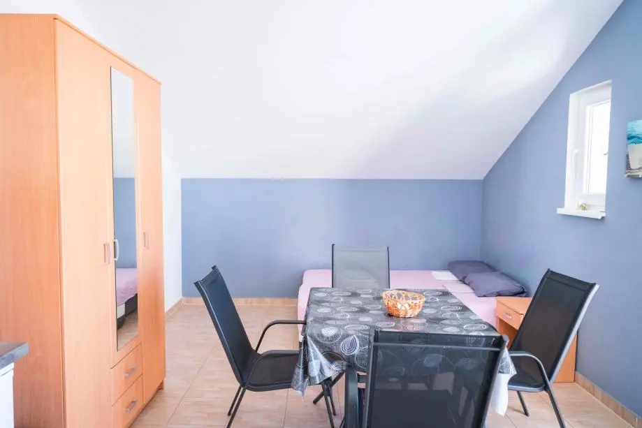 Listing Ad Image