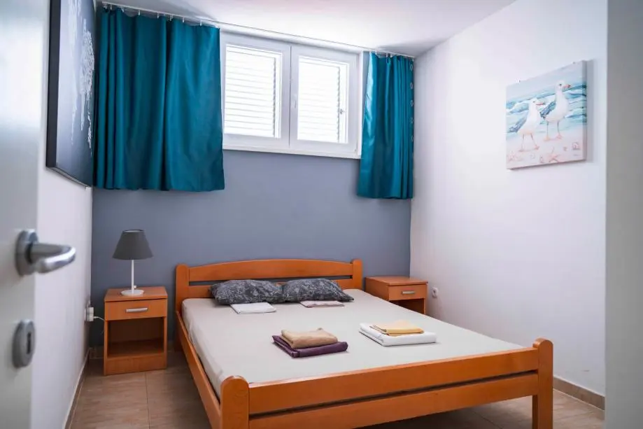 Listing Ad Image