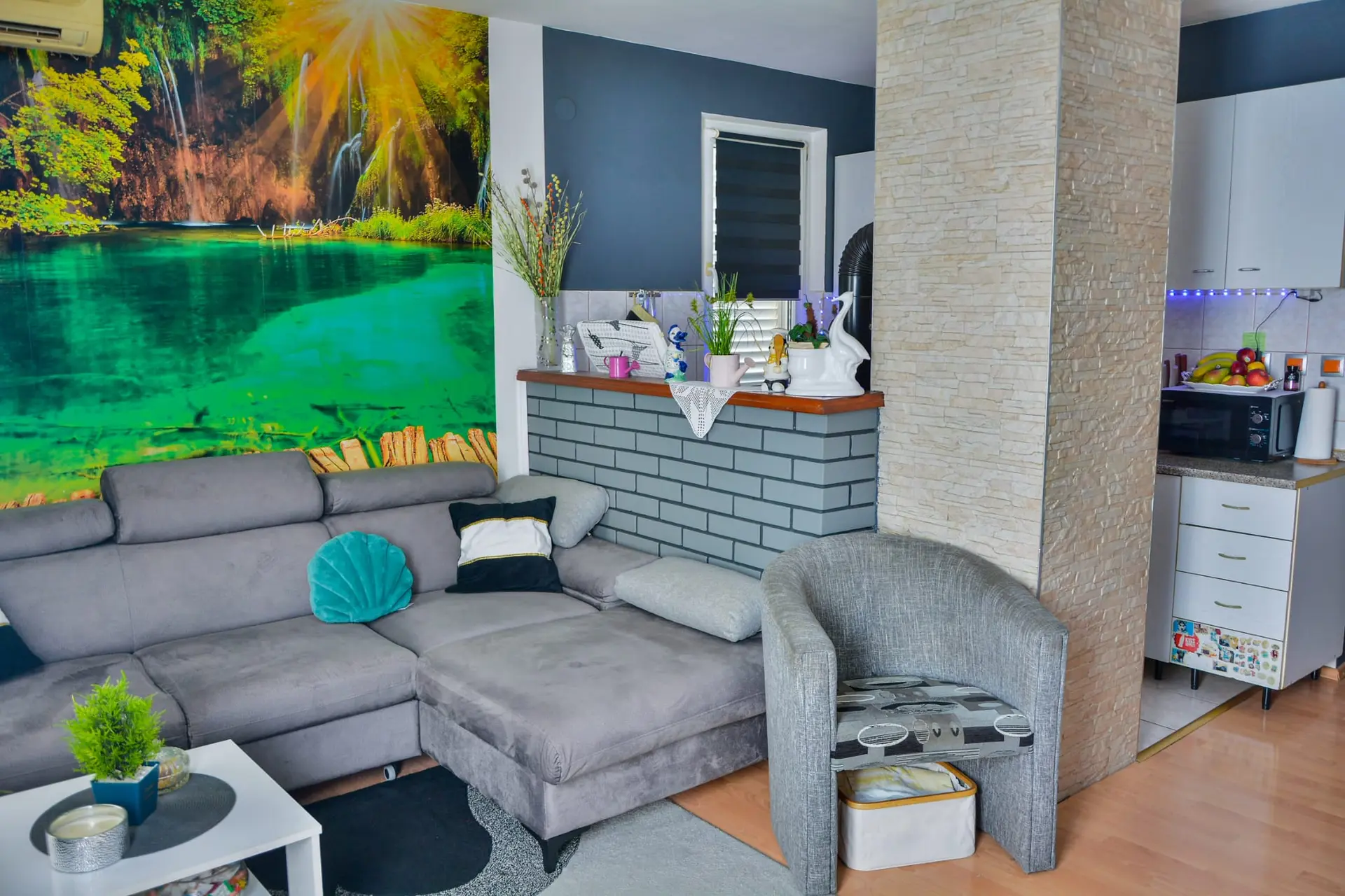 Listing Ad Image