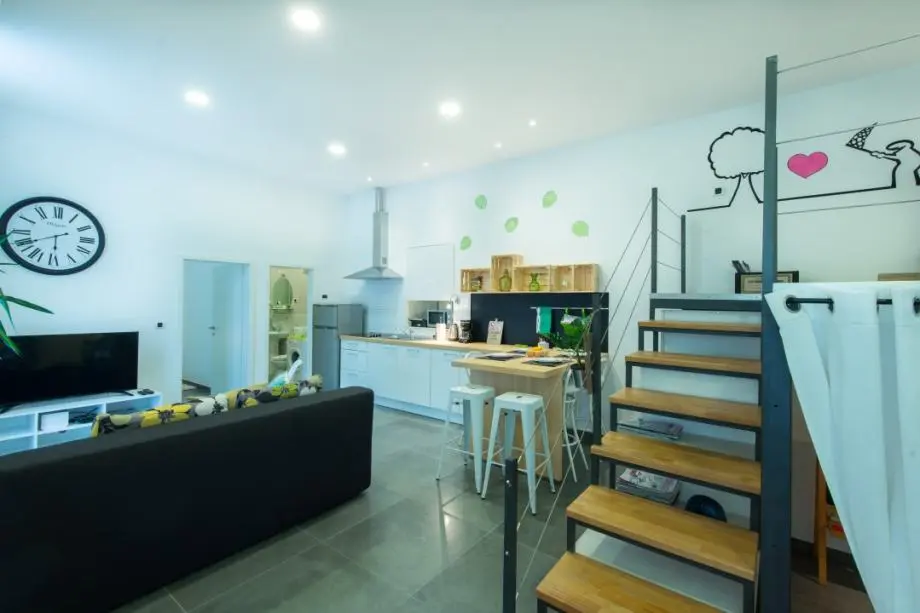 Listing Ad Image