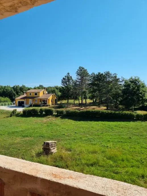 Listing Ad Image