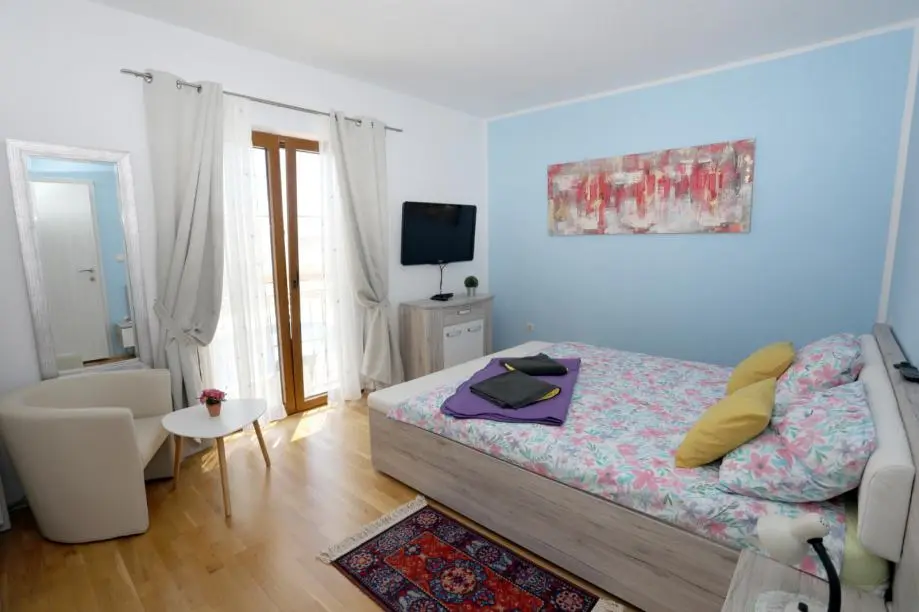 Listing Ad Image