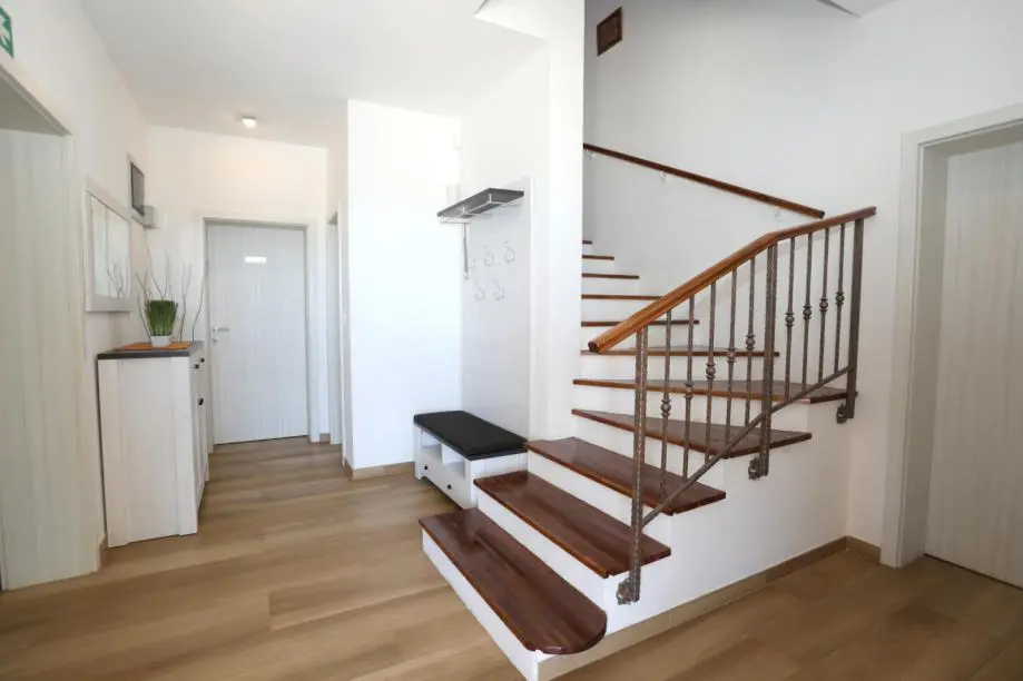 Listing Ad Image