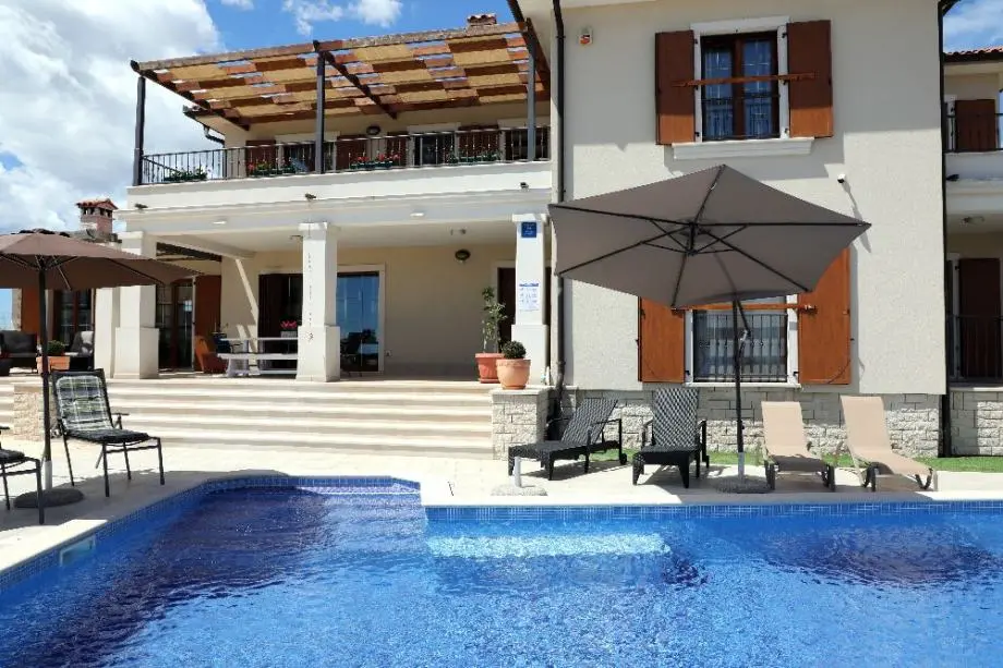 Listing Ad Image