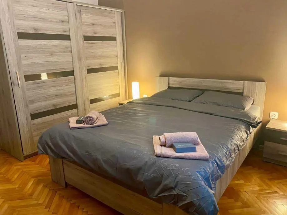 Listing Ad Image