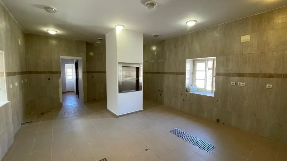 Listing Ad Image