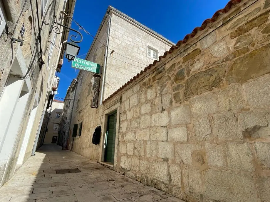 Listing Ad Image