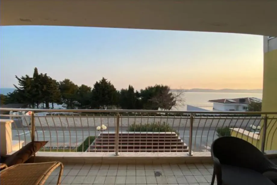 Listing Ad Image