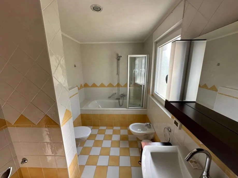 Listing Ad Image