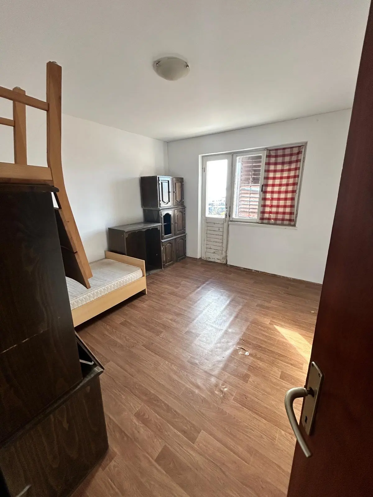 Listing Ad Image