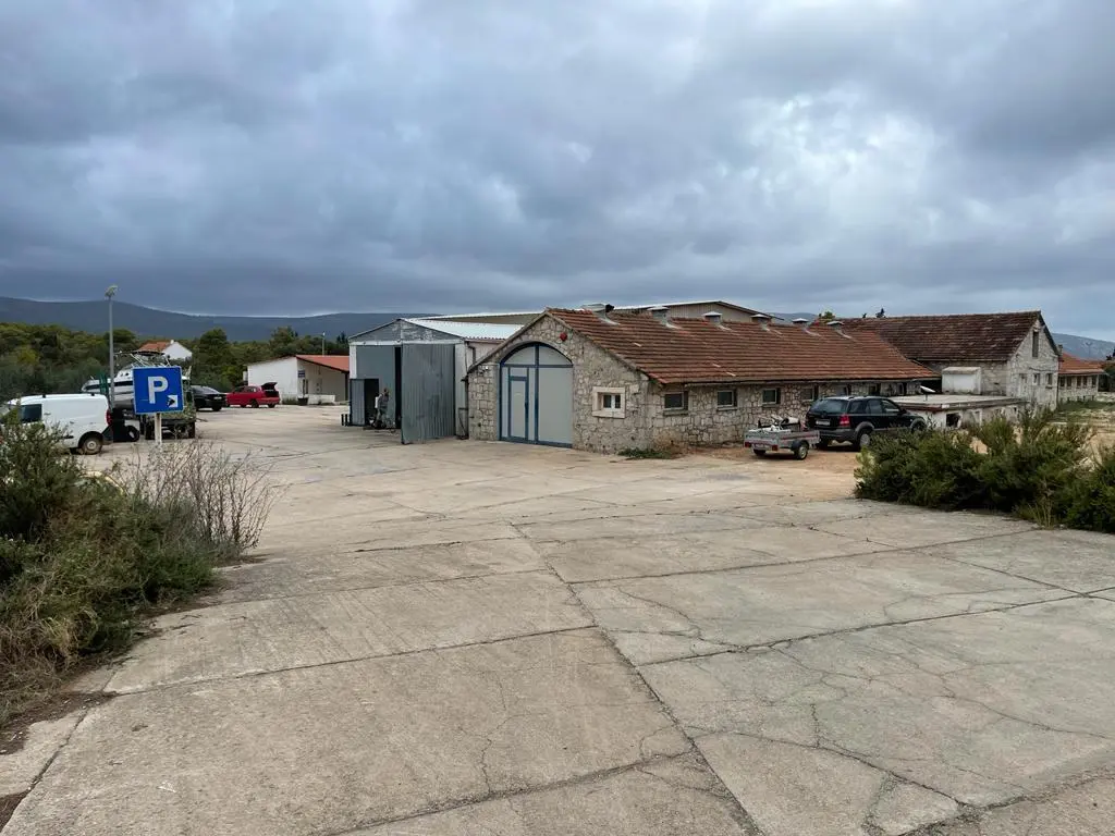 Listing Ad Image