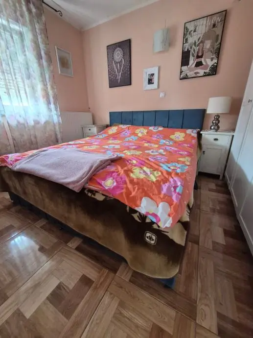 Listing Ad Image