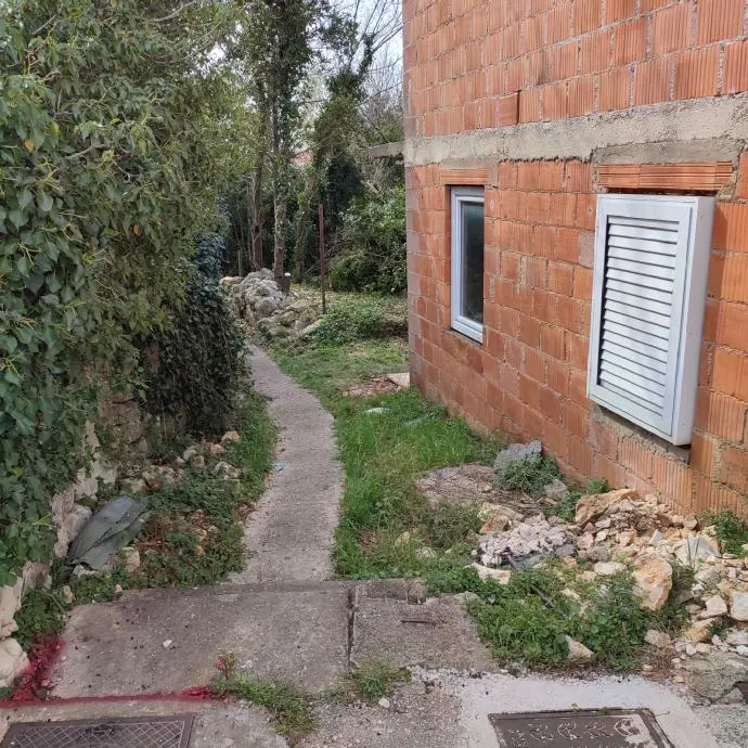 Listing Ad Image