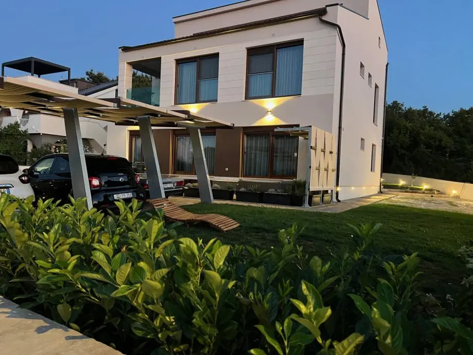 Listing Ad Image