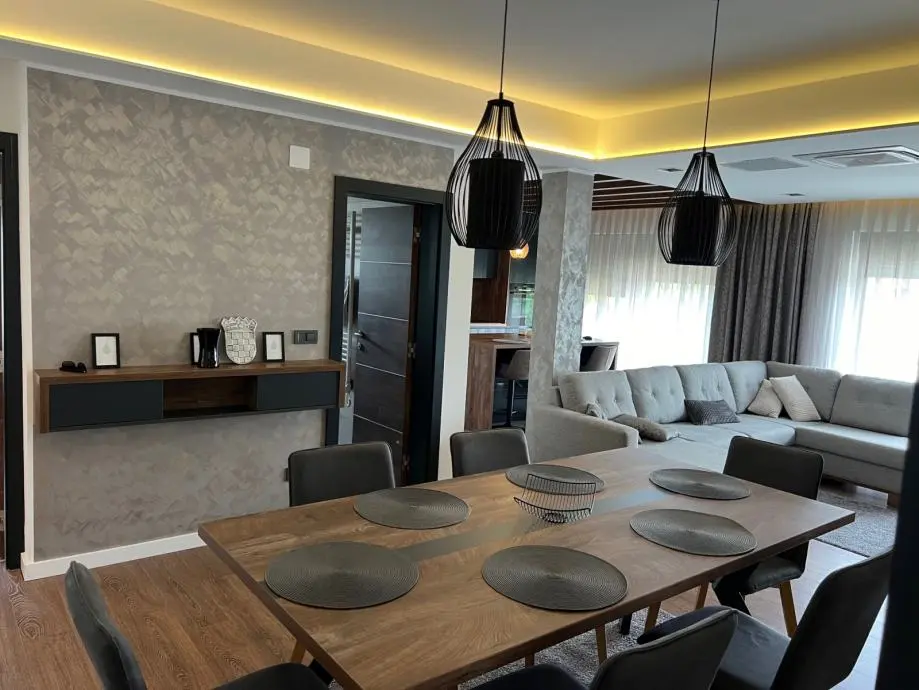 Listing Ad Image