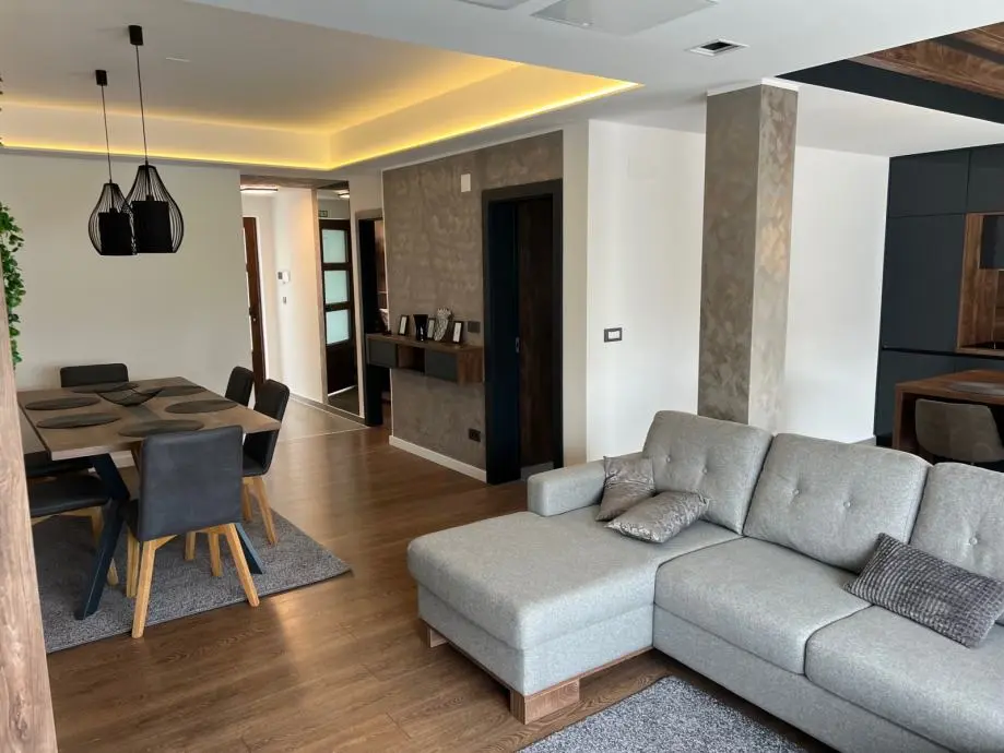 Listing Ad Image