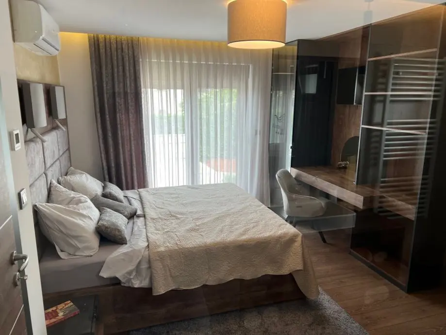 Listing Ad Image