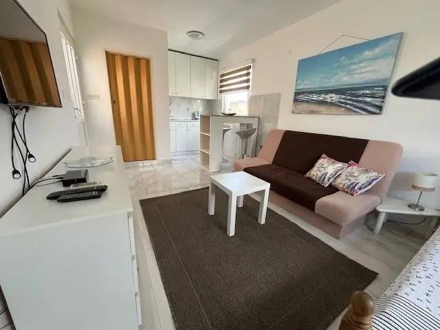 Listing Ad Image
