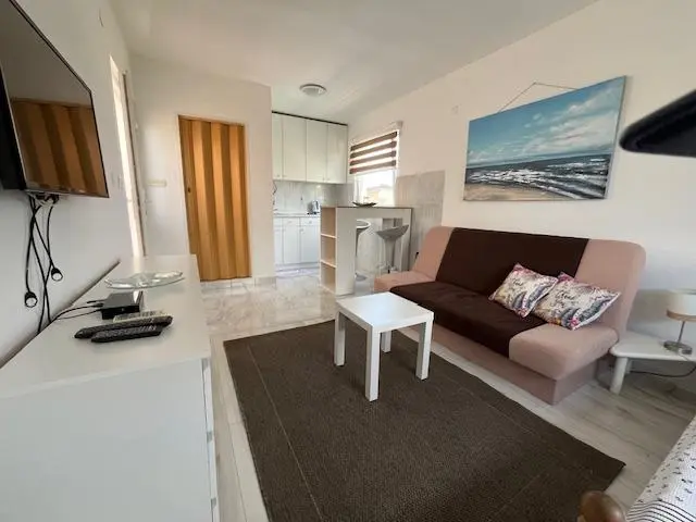 Listing Ad Image