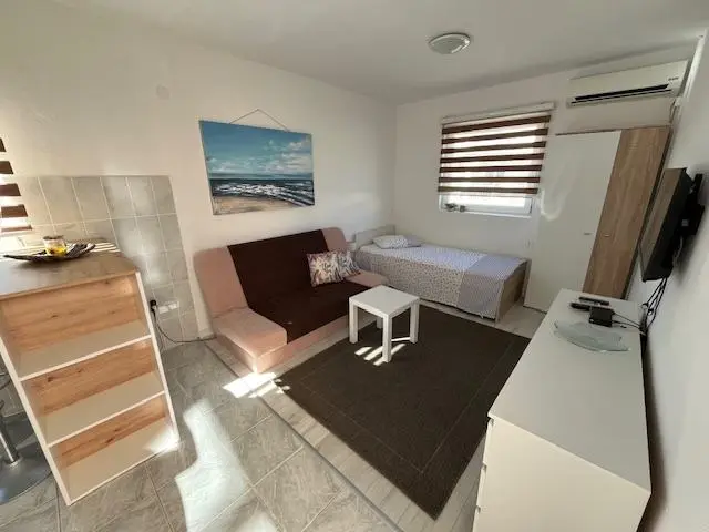 Listing Ad Image