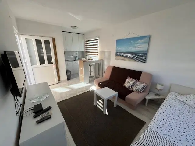 Listing Ad Image