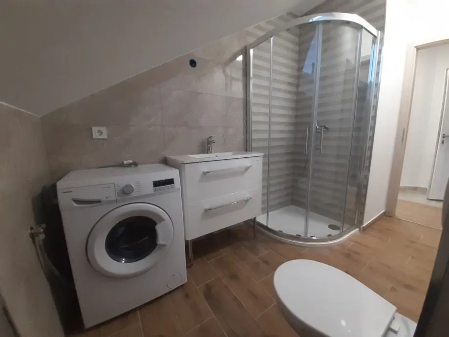 Listing Ad Image