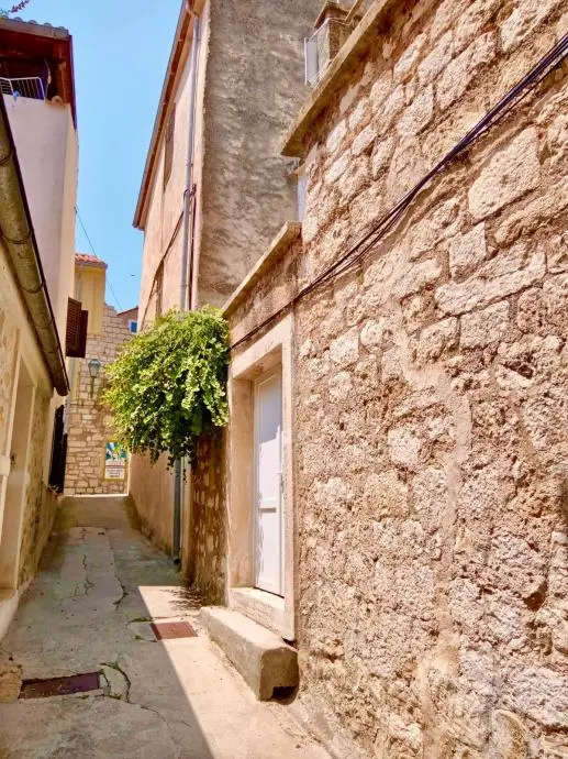 Listing Ad Image