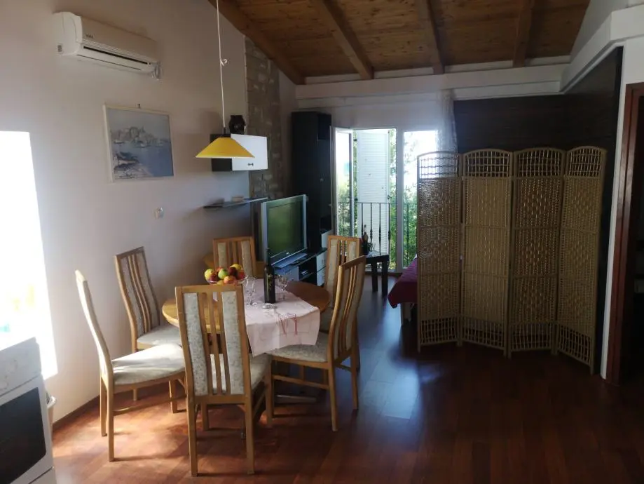 Listing Ad Image