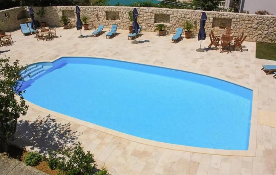 Listing Ad Image