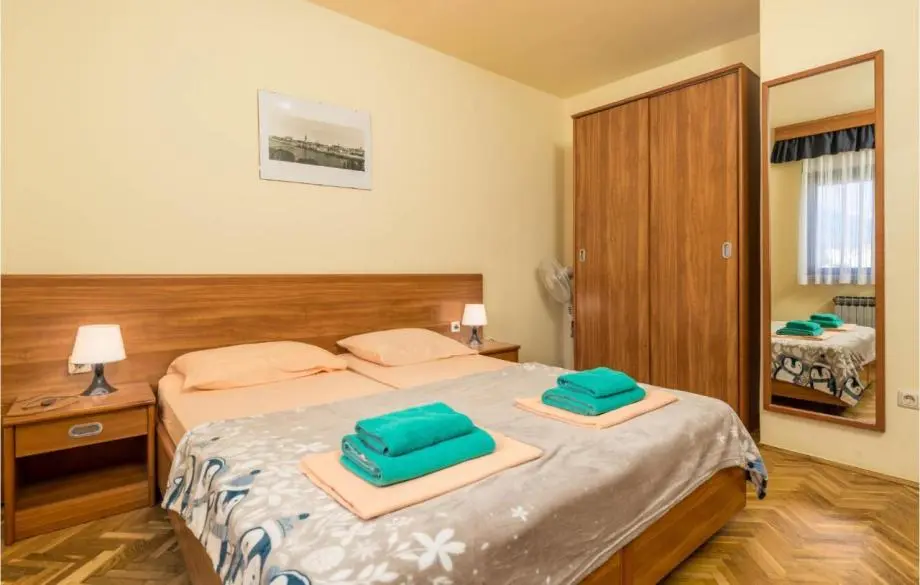 Listing Ad Image