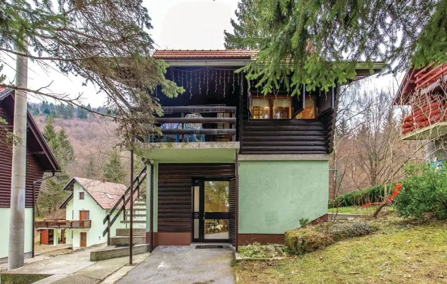 Listing Ad Image
