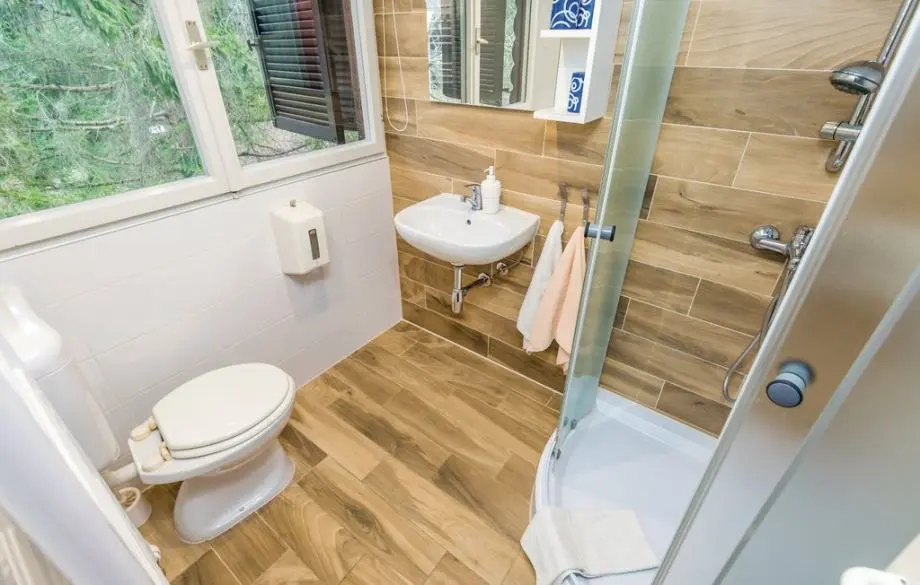 Listing Ad Image