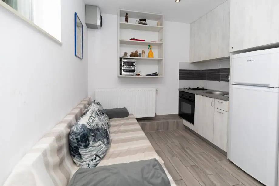 Listing Ad Image