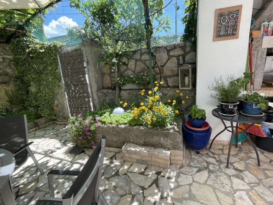 Listing Ad Image