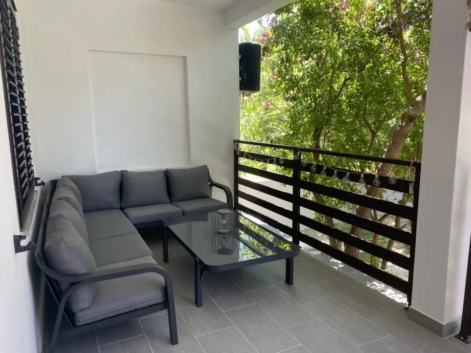 Listing Ad Image