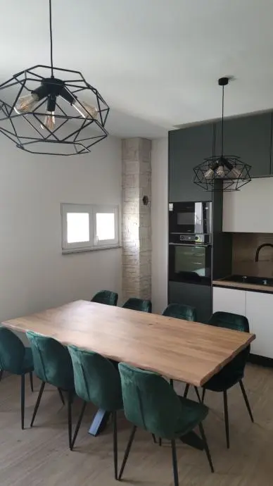 Listing Ad Image