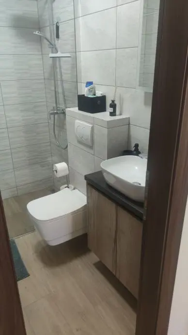 Listing Ad Image